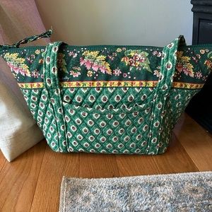 Vera Bradley Greenfield Quilted Bag - Small